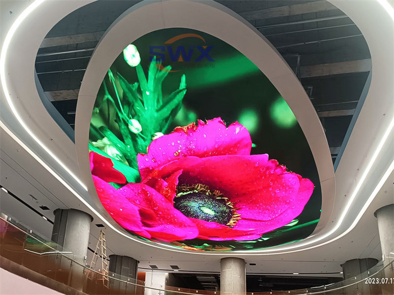 LED、LCD与OLED技术解析:显示技术的演进与应用