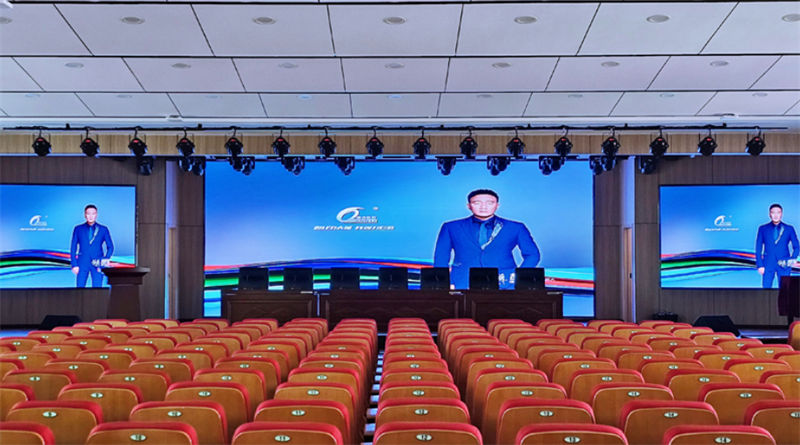LED屏幕技术:未来显示技术的革新与应用