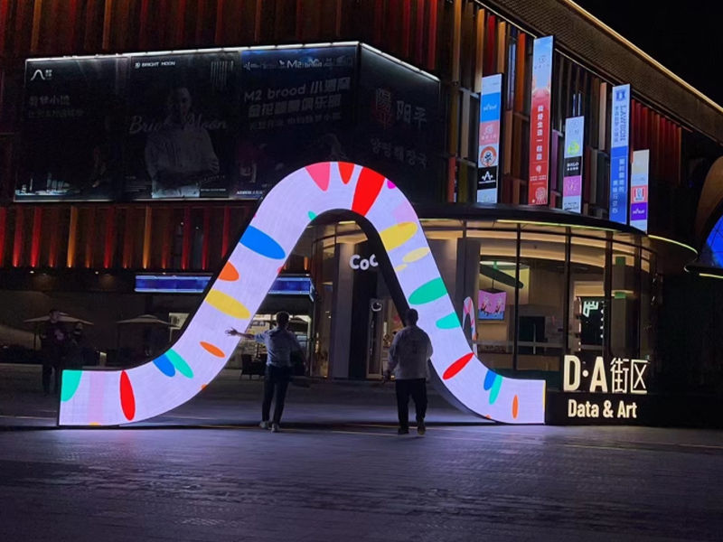 深度解析:为什么不建议买 OLED 屏幕?